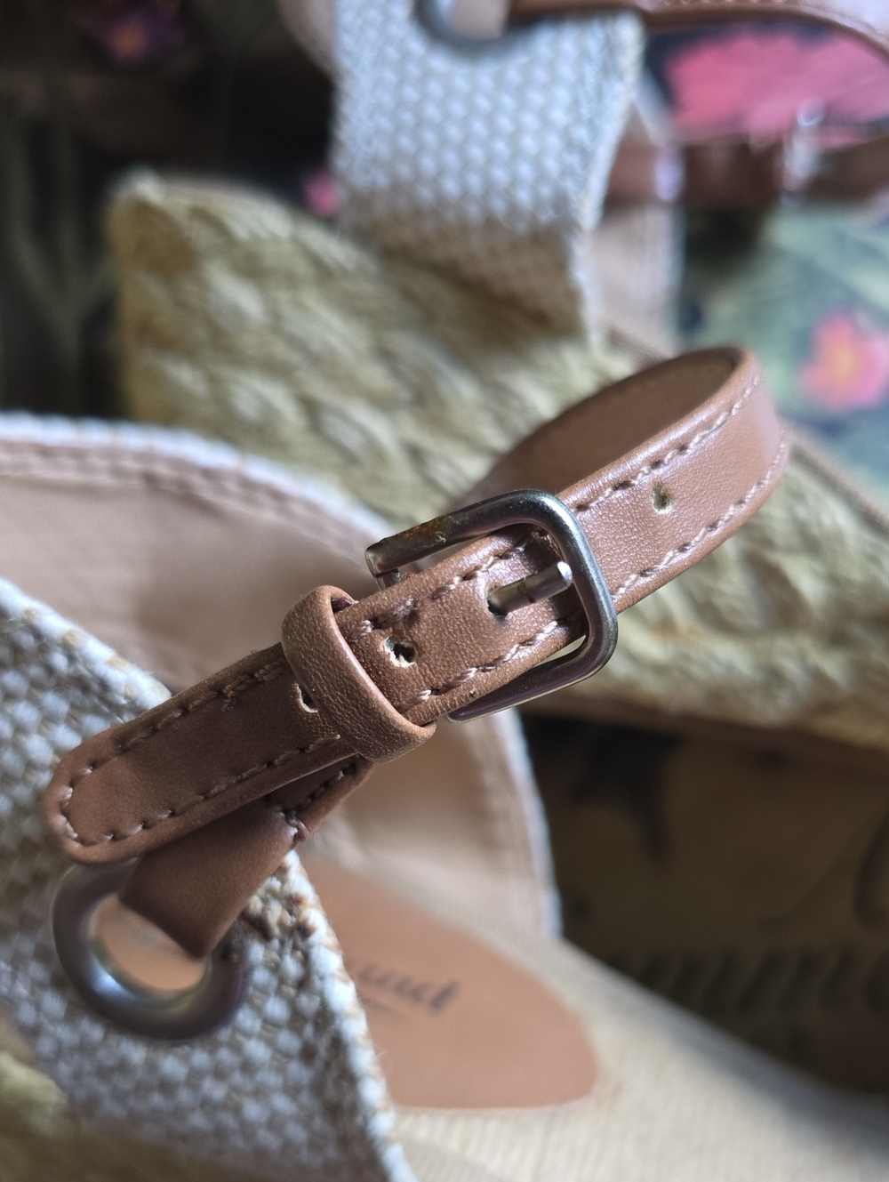 Lucky Brand Wedge Sandals - Picture 7 of 10